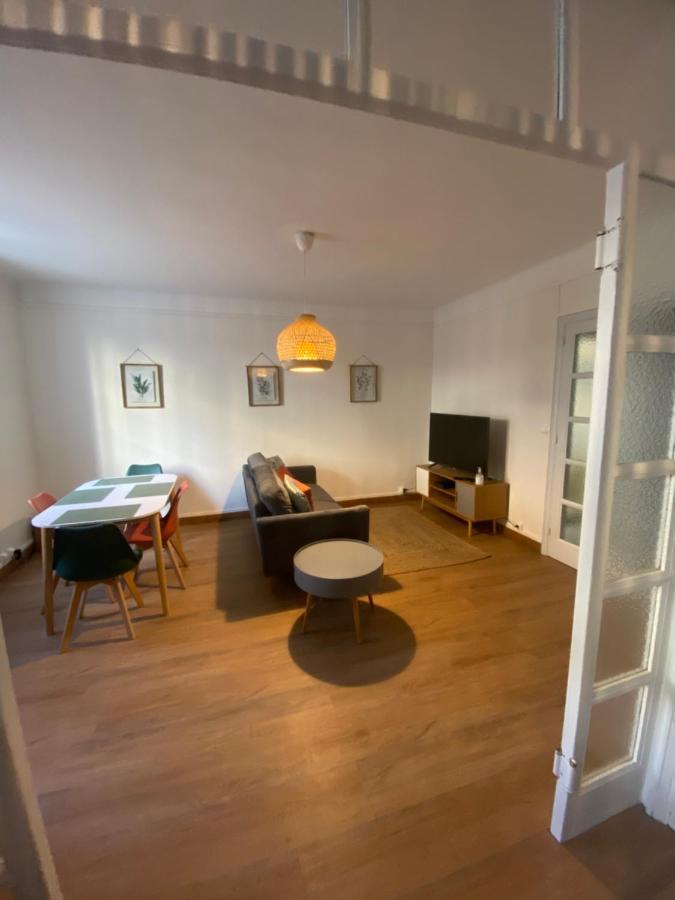 Gîte en RDC 72m2 - 2 chbres - Box Vélos - Parking Bourg-Saint-Andéol Esterno foto